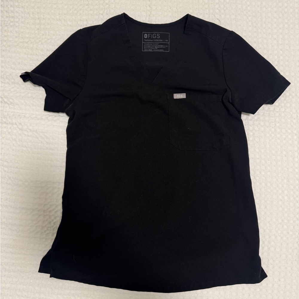 FIGS Catarina One-Pocket Scrub Top